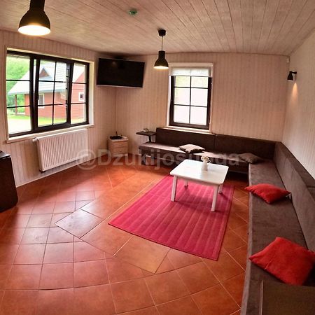 Dzukijos Uoga Guest House Virsurodukis Luaran gambar